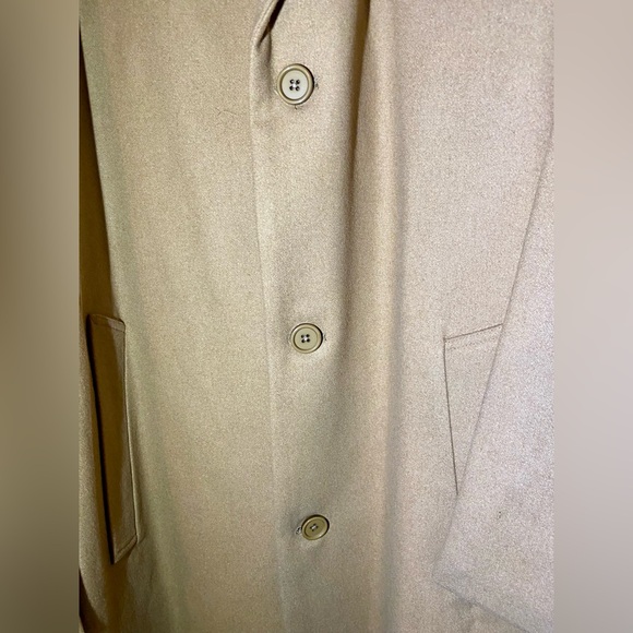 Men’s Tahari over coat, size 52R. Good condition. - Picture 5 of 9